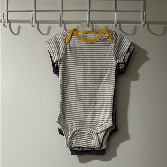 Gerber Black and Orange Kids Bodysuit 3 set - Picture 3 of 5